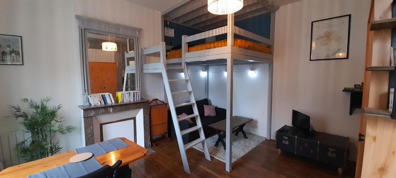 Suite Du Jard 1 Reims Esterno foto